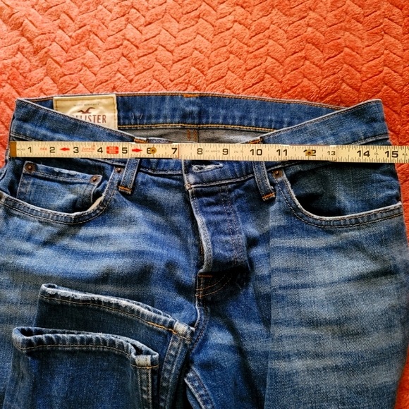 HOLLISTER// Size:W 31X L32 - Picture 6 of 8